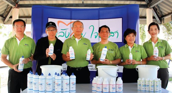 PTT Global Chemical launched itsafter floods ECO-friendly cleaning solution product